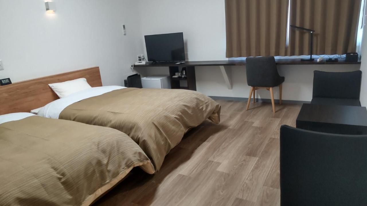 Basic Hotel Chichibu Bagian luar foto